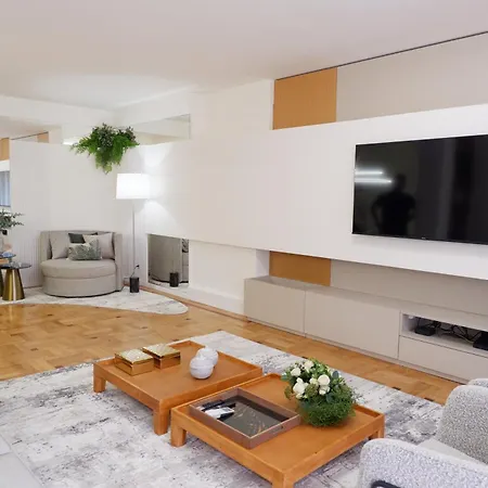 Family By Mp - Renovated